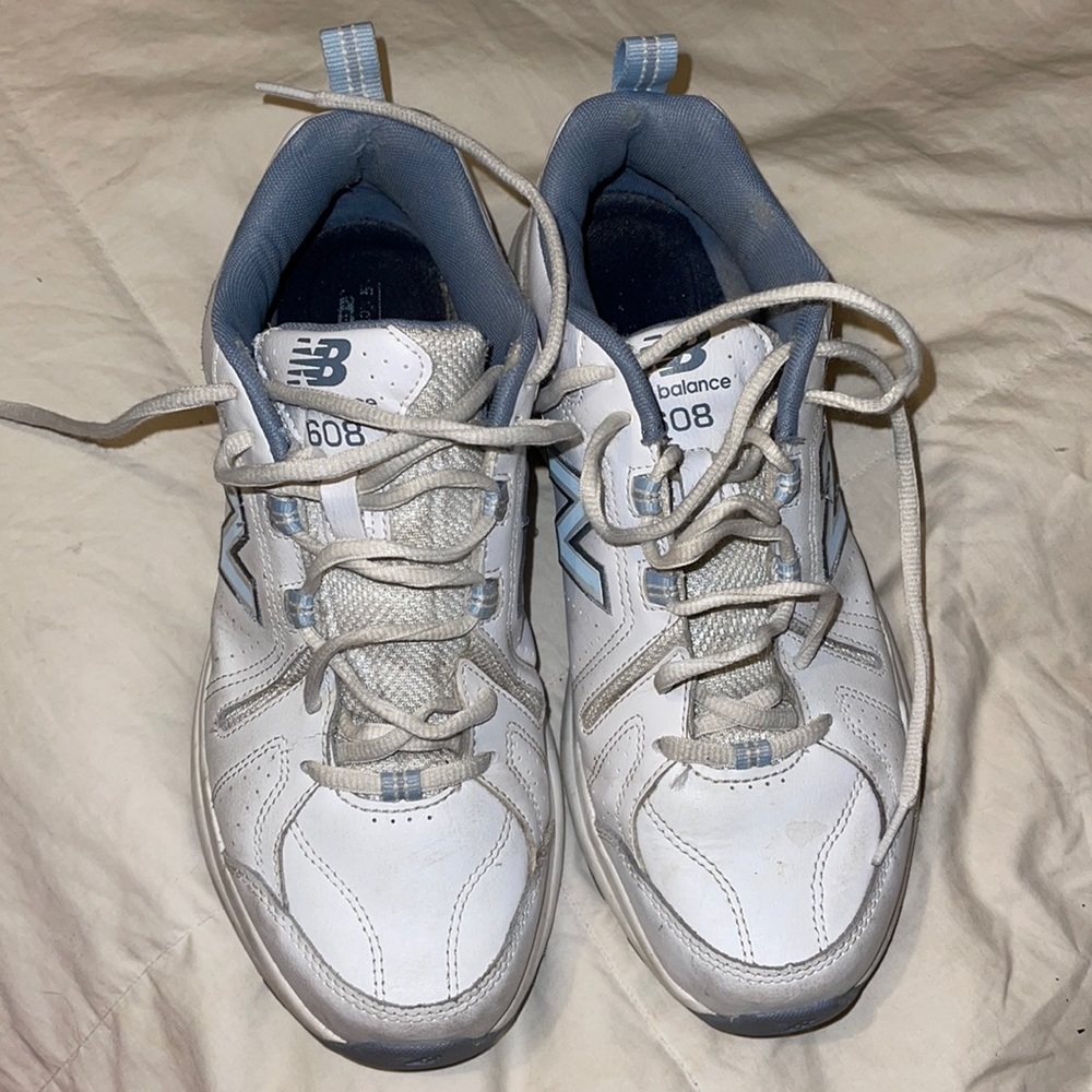 New Balance 608